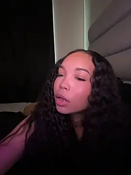 nikkiloveee online show from 02.03.26