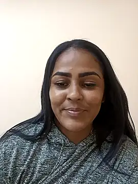 Snapshot of YumeHF chatting on 11.09.25 YumeHF online show from 11.09.25