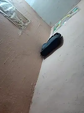 CUTE-GIRL-1 online show from 12.23.25