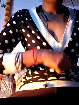 Hot-Rubyy online show from 12.05.25