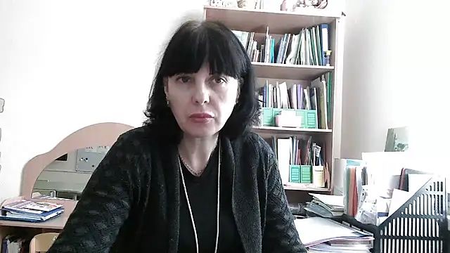Snapshot of Viknika chatting on 11.10.25 Viknika online show from 11.10.25