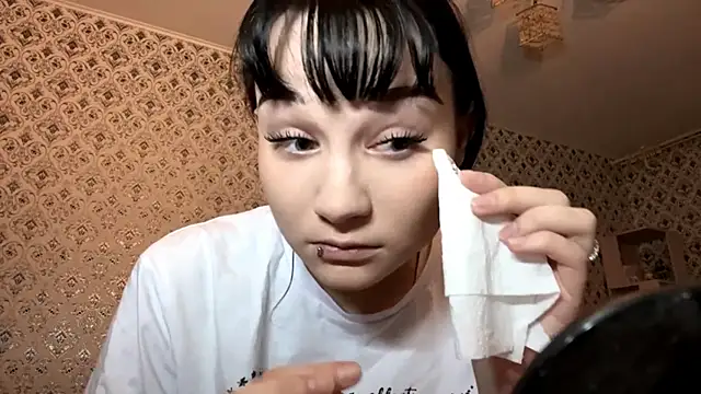 SofiaDreams09 online show from 10.28.25