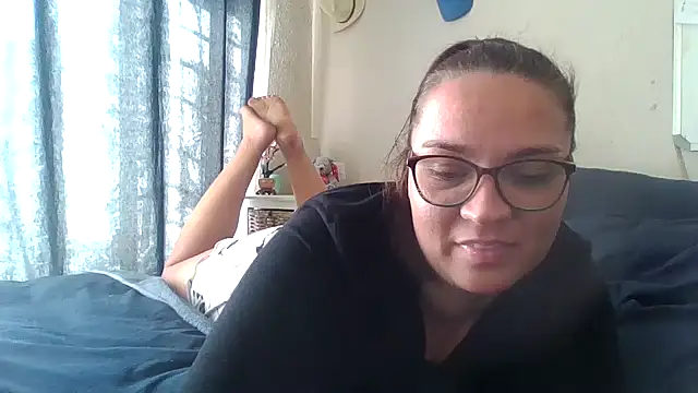 Snapshot of lilMissMarli chatting on 07.02.26 lilMissMarli online show from 07.02.26