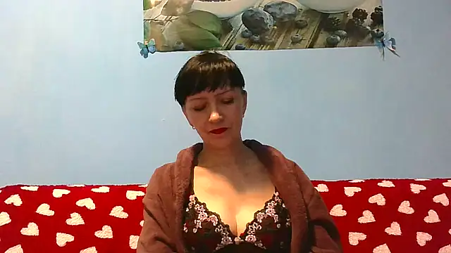 IffetLove42 online show from 04.24.26