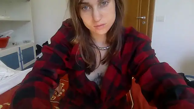 SinnEmily online show from 04.07.26