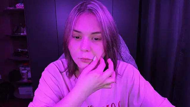 sophia lix online show from 11.12.25