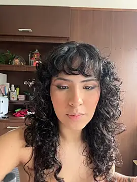 SugarTroubl33 online show from 10.30.25