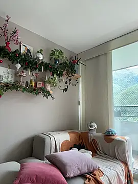 SugarTroubl33 online show from 11.29.25