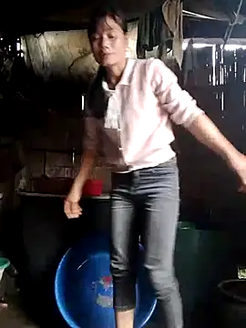 doggy-00 online show from 03.18.26