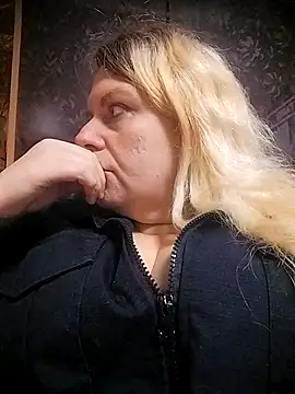 Lana-murr online show from 10.28.25