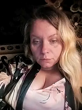 Lana-murr online show from 11.15.25