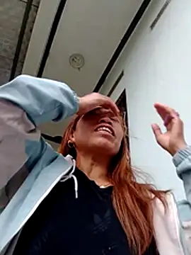 bella-la online show from 02.28.26