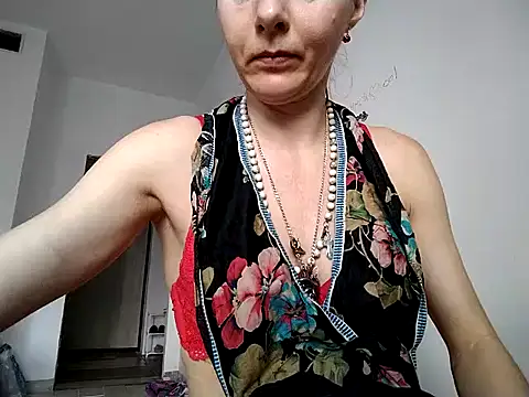 Snapshot of Anneta280671 chatting on 07.21.26 Anneta280671 online show from 07.21.26