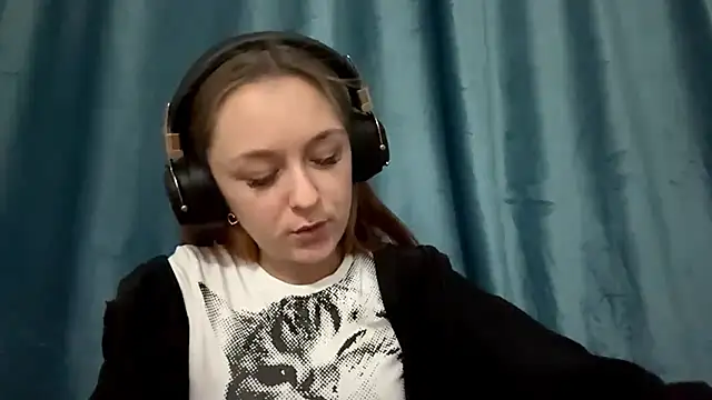 HOTBellakle online show from 11.17.25