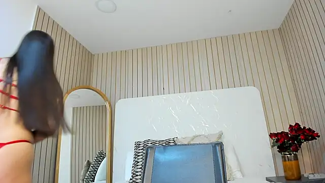 AmberrMoore  online show from 11.26.25