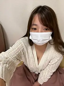 Snapshot of miu_0629 chatting on 10.30.25 miu 0629 online show from 10.30.25