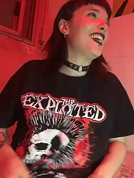 Snapshot of xlucifer13 chatting on 11.03.25 xlucifer13 online show from 11.03.25