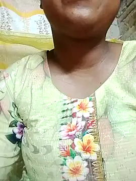 Liza0103 online show from 04.17.26