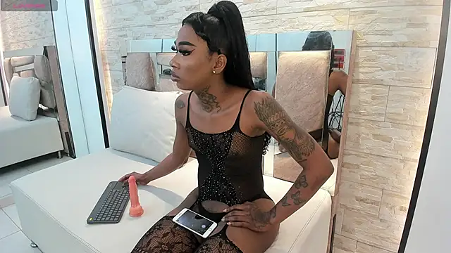 sheinny brown online show from 11.19.25