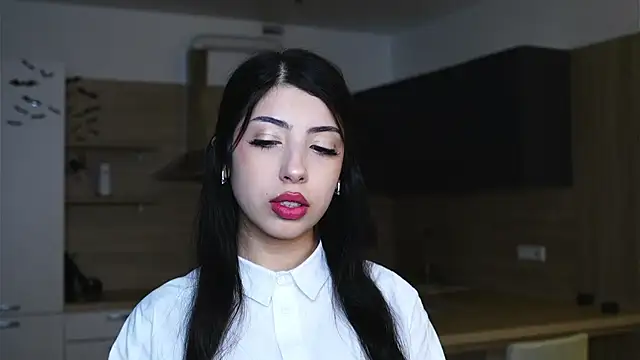 TonjaNeace online show from 11.09.25