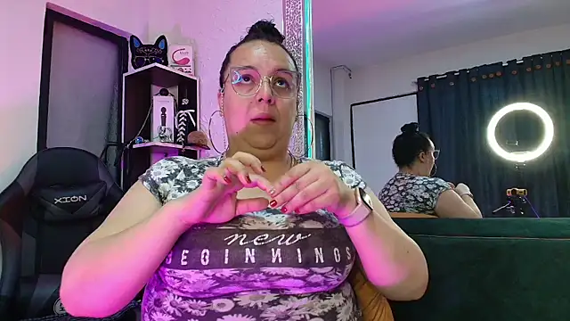 Natasha Amber online show from 11.30.25