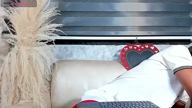 Snapshot of for_itan chatting on 02.14.26 for itan online show from 02.14.26