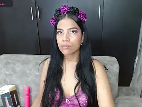 NandyKiss online show from 11.19.25