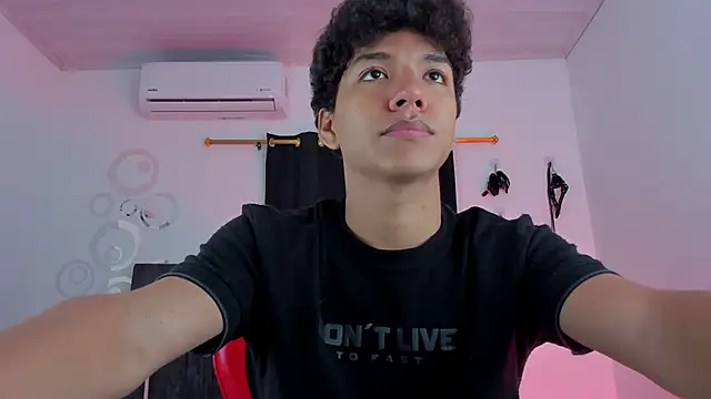 Maximiliano Khalil online show from 12.03.25