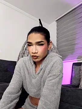 Snapshot of FernandaFox_ chatting on 04.25.26 FernandaFox online show from 04.25.26