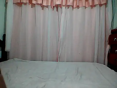 Snapshot of HotGiirl2025 chatting on 12.04.25 HotGiirl2025 online show from 12.04.25