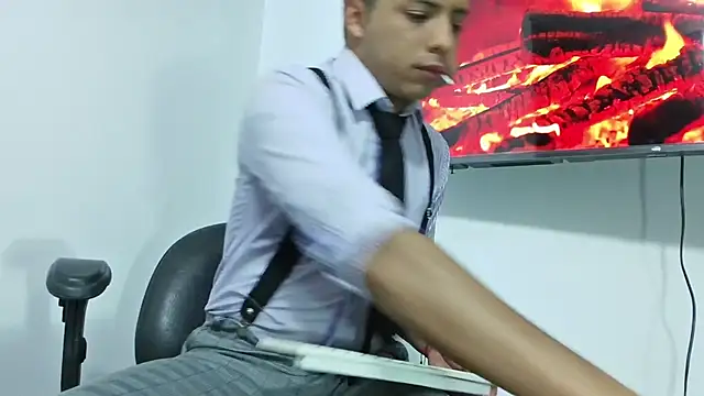 Mike Fetiche online show from 11.17.25