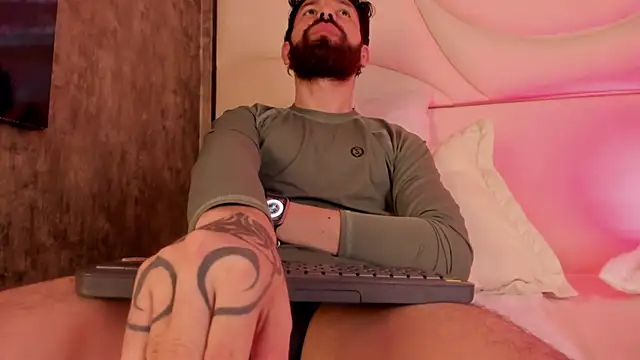 jackfoden01 online show from 12.18.25