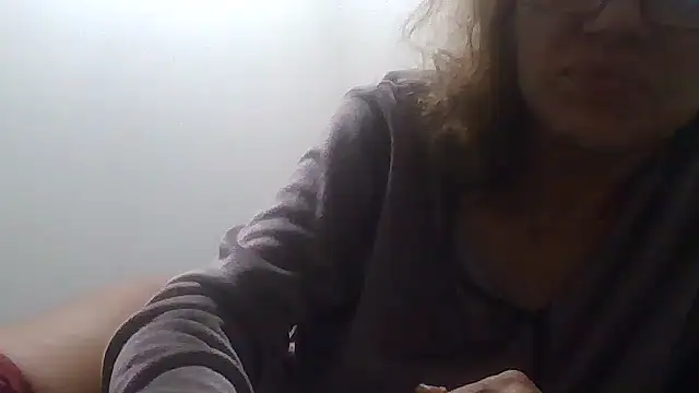 Snapshot of loveryvicky chatting on 11.16.25 loveryvicky online show from 11.16.25