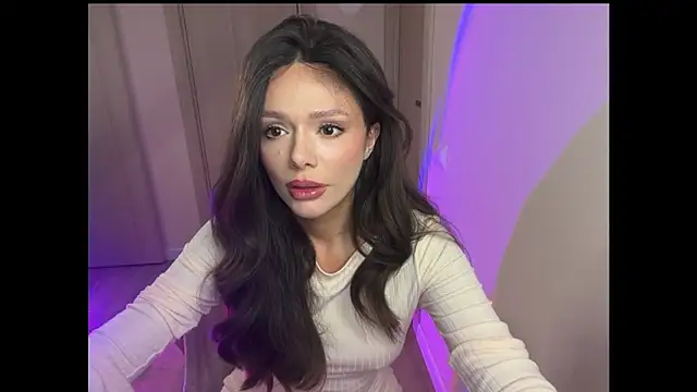 Snapshot of Lisa_Graham chatting on 12.20.25 Lisa Graham online show from 12.20.25