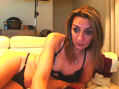 Anaiscpl2405 online show from 11.15.25