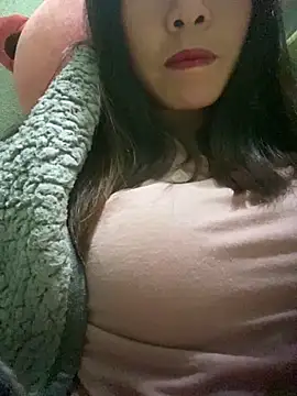 Elysia-007 online show from 12.19.25