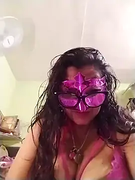 LOVE  RANI online show from 11.04.25