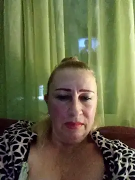 Esenia505 online show from 11.13.25