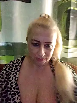 Esenia505 online show from 11.28.25