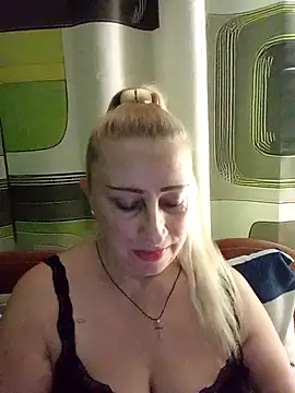 Esenia505 online show from 12.20.25