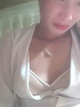 Snapshot of HGiasexy69 chatting on 05.17.26 HGiasexy69 online show from 05.17.26