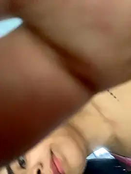 Snapshot of Jimenaa_ink chatting on 10.29.25 Jimenaa ink online show from 10.29.25