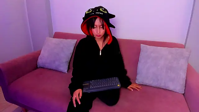 Julietta01 online show from 11.10.25