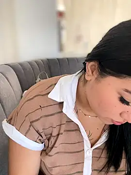 Vickybon online show from 11.27.25