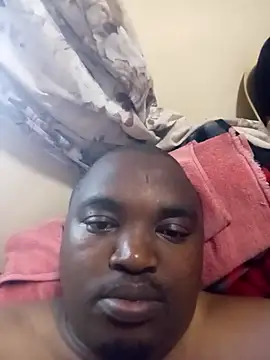 Snapshot of Amolisious chatting on 12.15.25 Amolisious online show from 12.15.25