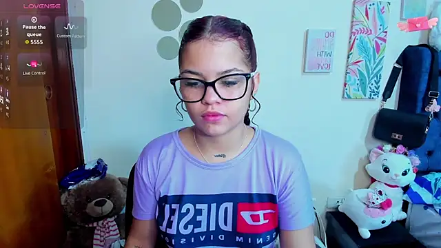 Emma boo online show from 11.18.25