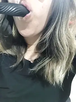 Camilu23 online show from 10.29.25