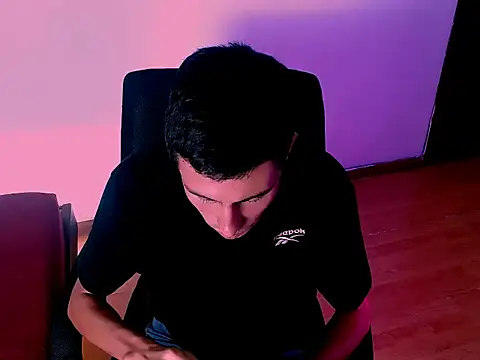 Snapshot of noah_jack01 chatting on 11.03.25 noah jack01 online show from 11.03.25