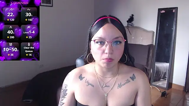 Snapshot of _anne_hot21 chatting on 11.06.25 anne hot21 online show from 11.06.25