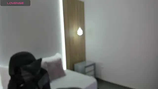 danne bratz  online show from 11.12.25